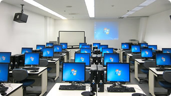 貸し教室　32教室　30名　パソコン完備